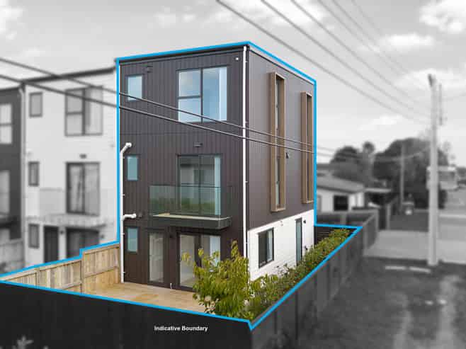 1/107 Hobsonville Road, West Harbour