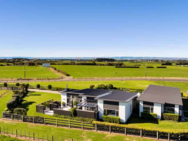 1177 Palmer Road, Stratford