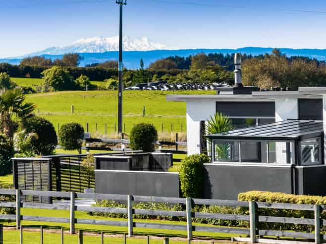 1177 Palmer Road, Stratford