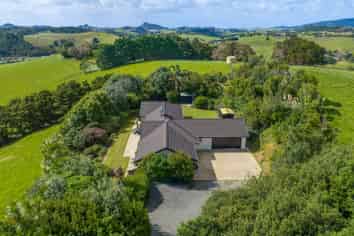 93 Lakelands Road, Parua Bay