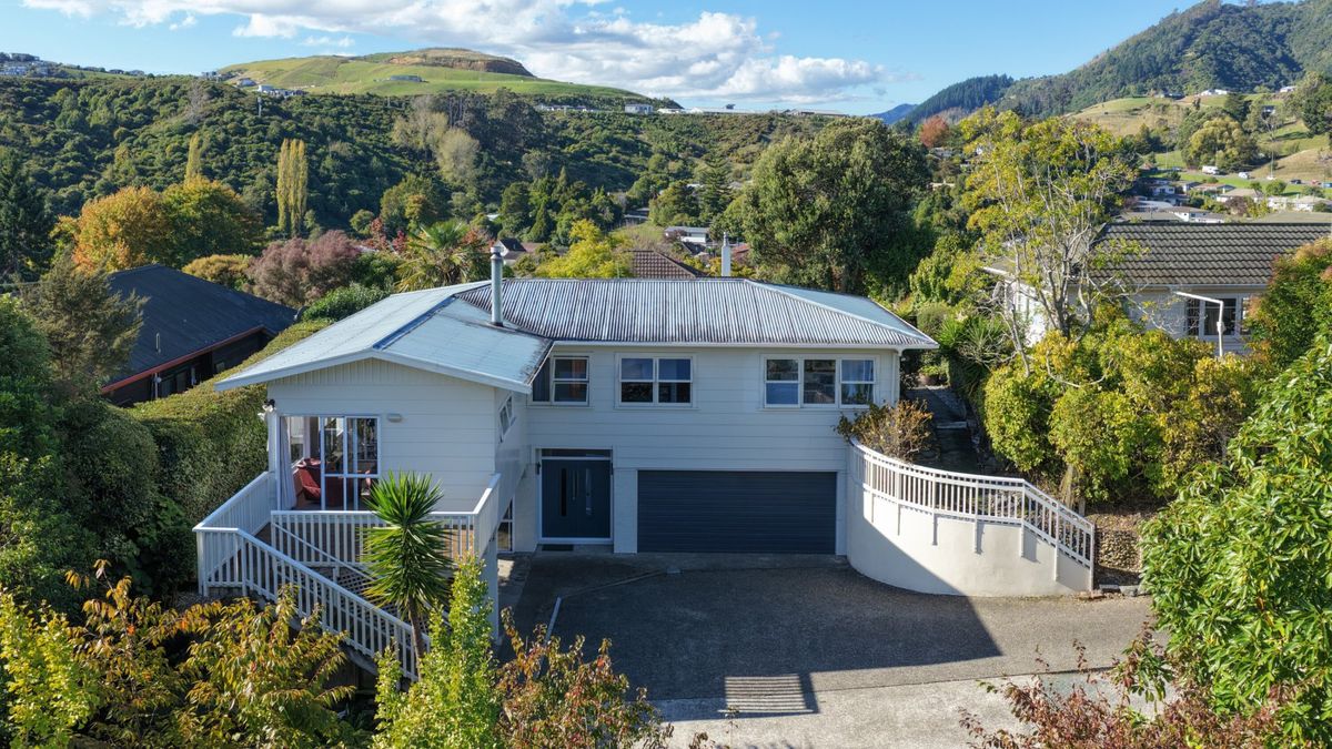 Four Bedrooms, Two Bathrooms - 2,001sqm Section - Ansicht 2