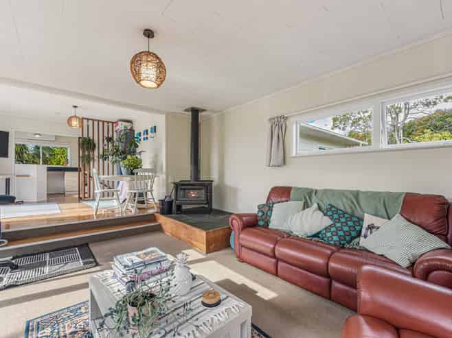 8b Tuckett Place, Enner Glynn