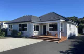 A/28 Moana Road , Wainui