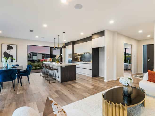 84 Maurice Kelly Road, Milldale