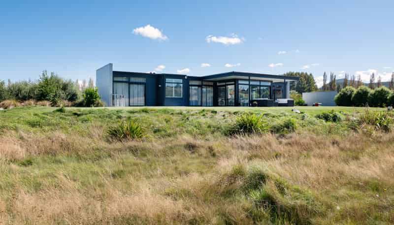 16 The Fairways, Kinloch