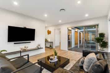 24 Maka Terrace, Orewa