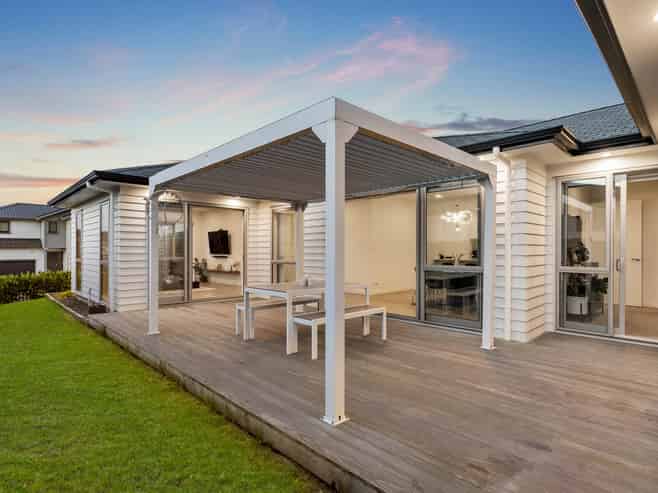 24 Maka Terrace, Orewa