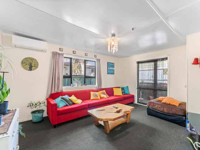 21 & 23 Smiths Avenue, Papakura