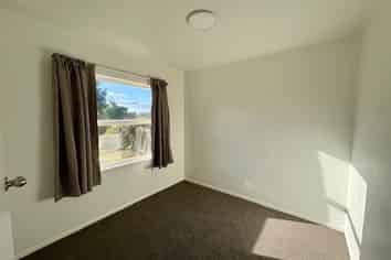 133 Clayton Road, Mangakakahi