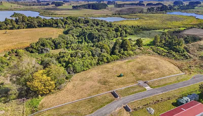 Lot 1 Whio Grove, Hokio Beach