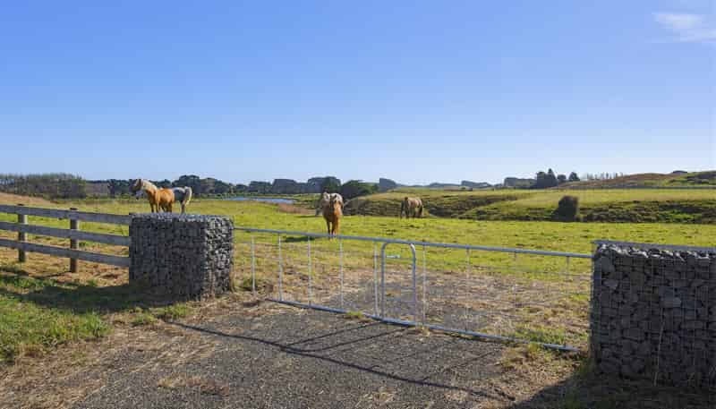 Lot 5 Whio Grove, Hokio Beach
