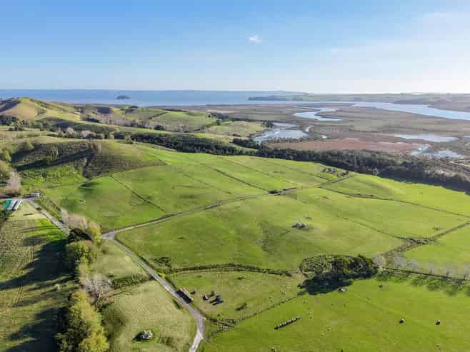 4127 Kaipara Coast Highway, Wellsford