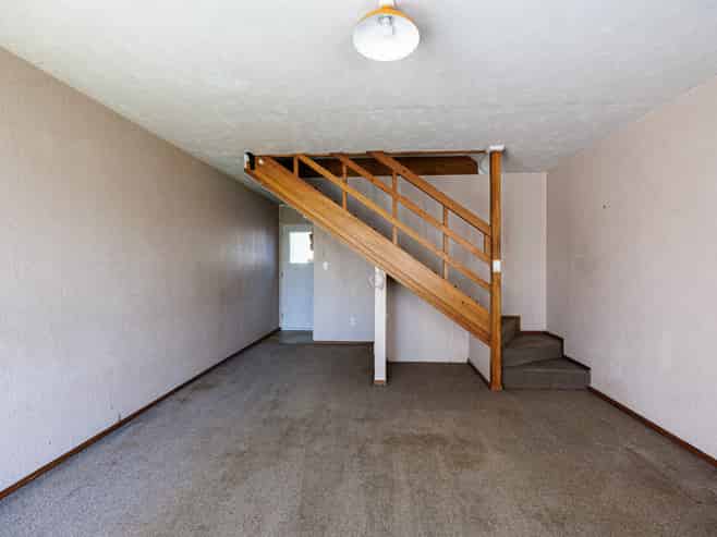 1/702 Grays Road, Mahora