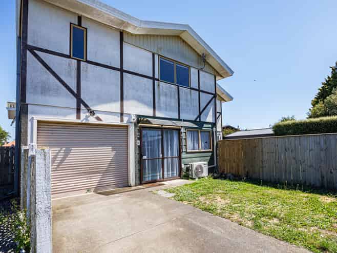 1/702 Grays Road, Mahora