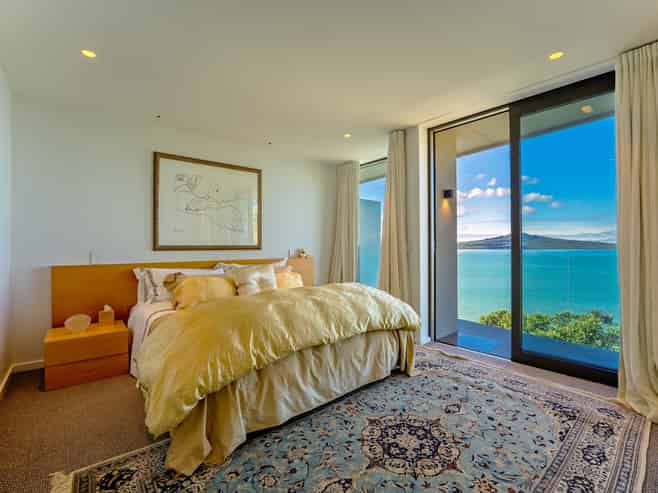 2/48A Seacliffe Avenue, Belmont