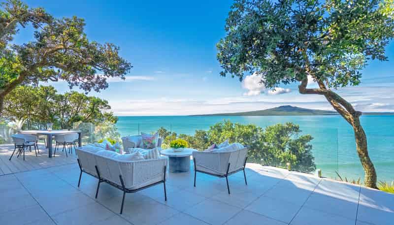 2/48A Seacliffe Avenue, Belmont