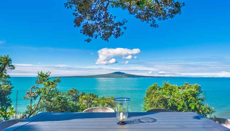 1 and 2, 48A Seacliffe Avenue, Belmont