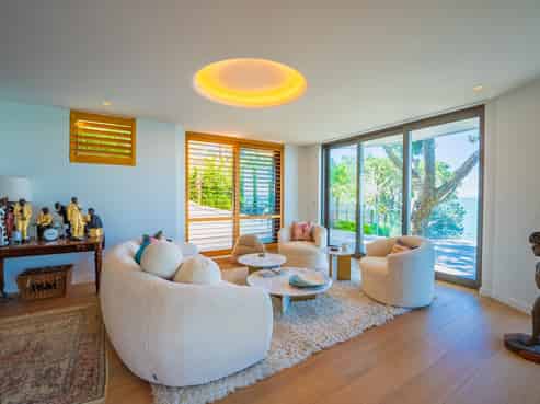 1 and 2, 48A Seacliffe Avenue, Belmont