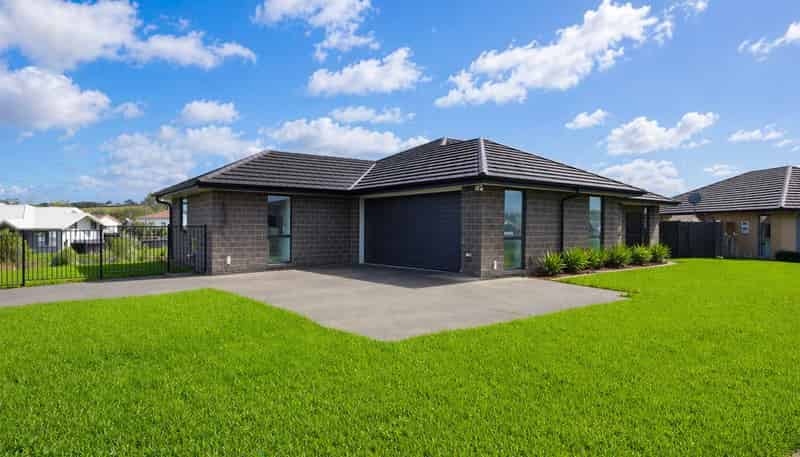 4 Bragato Way, TE KAUWHATA