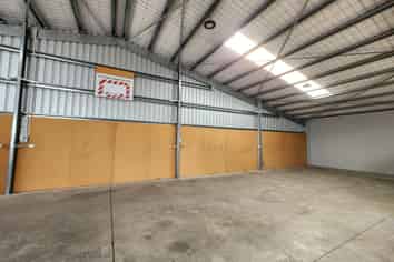 300sqm Onekawa Workshop/ Warehouse