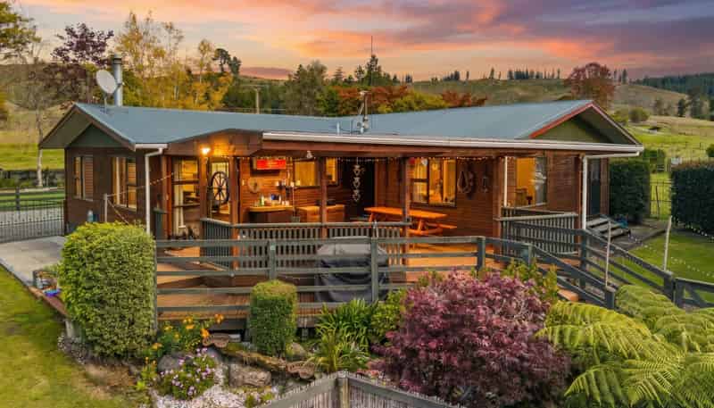 170 Pigeon Valley South Branch Road, Wakefield