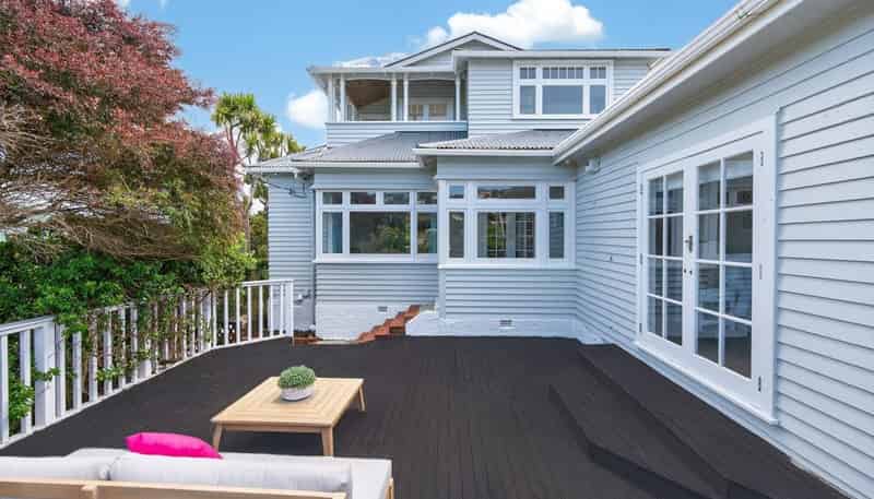 49 Tio Tio Road, Miramar