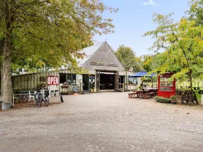 4 Wainui Road, Matatoki