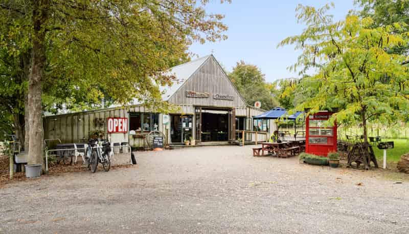 4 Wainui Road, Matatoki