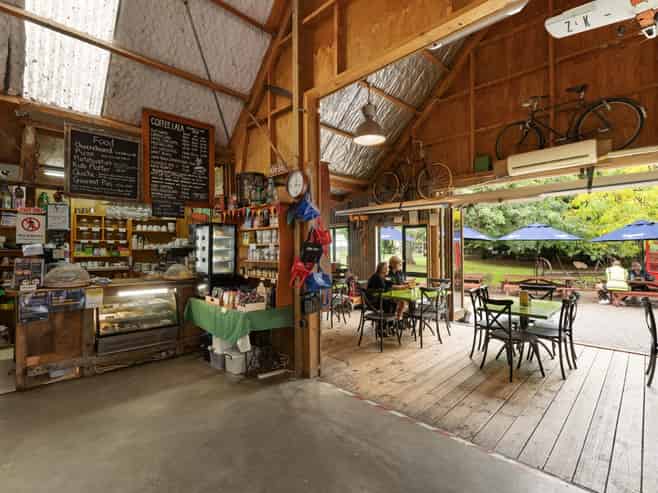 4 Wainui Road, Matatoki