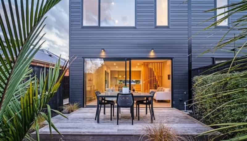 9B De Luen Street, Point Chevalier