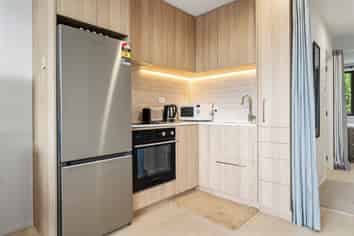 124 Taylors Road, Mount Albert