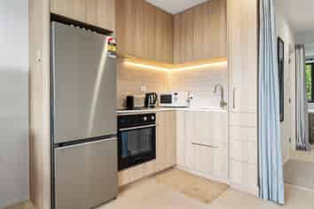 124 Taylors Road, Mount Albert