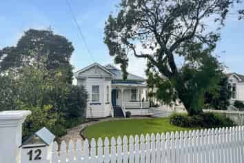 12 Waterview Road, Devonport