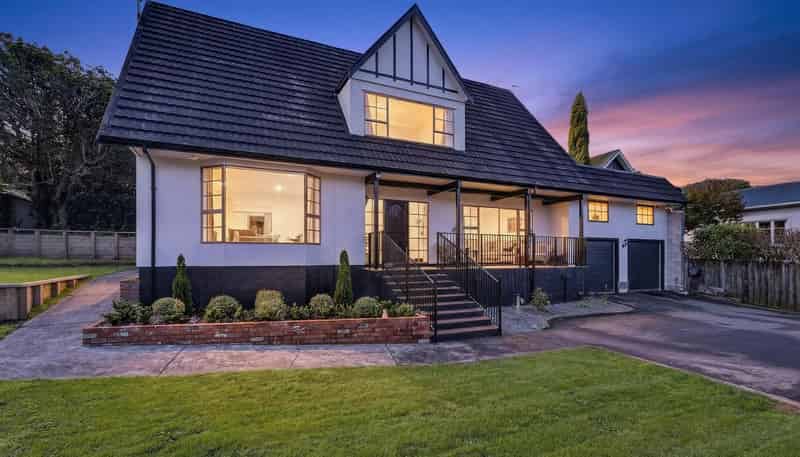 1A Brassey Road, Saint Johns Hill