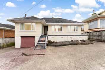 481 Hillsborough Road, Mount Roskill