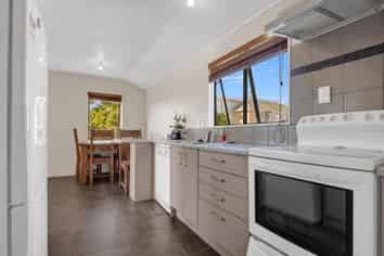 7A Thomson Avenue, Dinsdale