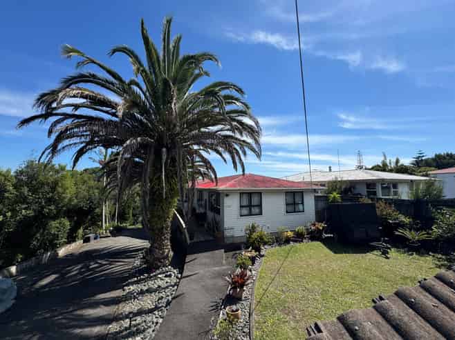 420 & 422 Don Buck Road, Massey