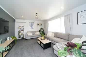 Manawatu / Whanganui - Address withheld