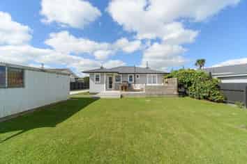 Manawatu / Whanganui - Address withheld