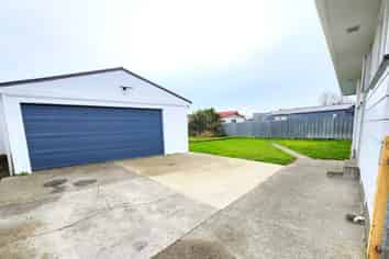 Manawatu / Whanganui - Address withheld