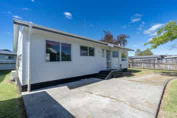 115 Sherwill Street West, Feilding