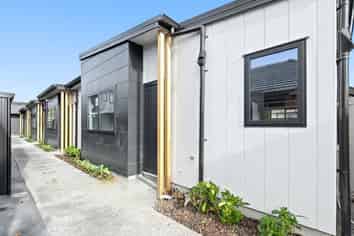 22B Palmer Crescent, Silverstream