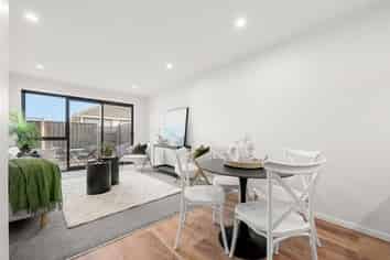 22B Palmer Crescent, Silverstream