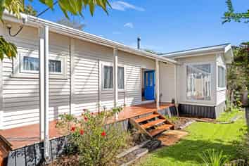 3 Cane Road, Waimauku