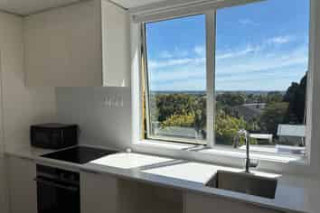 304/2A Oakley Avenue, Waterview