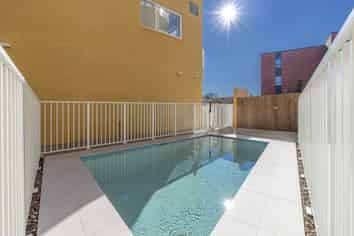 304/2A Oakley Avenue, Waterview