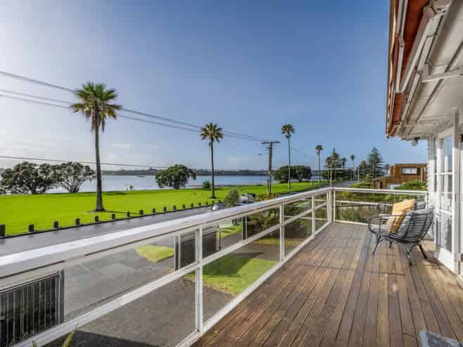 93 Dunkirk Road, Panmure