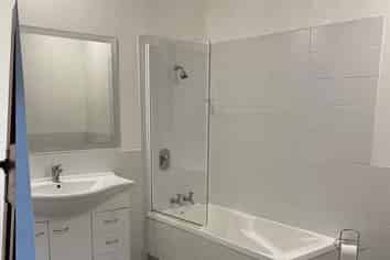 706 High Street, Boulcott