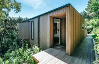 39 Makora Avenue , Oneroa