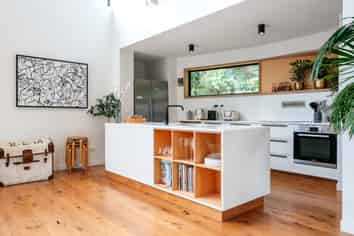 39 Makora Avenue , Oneroa